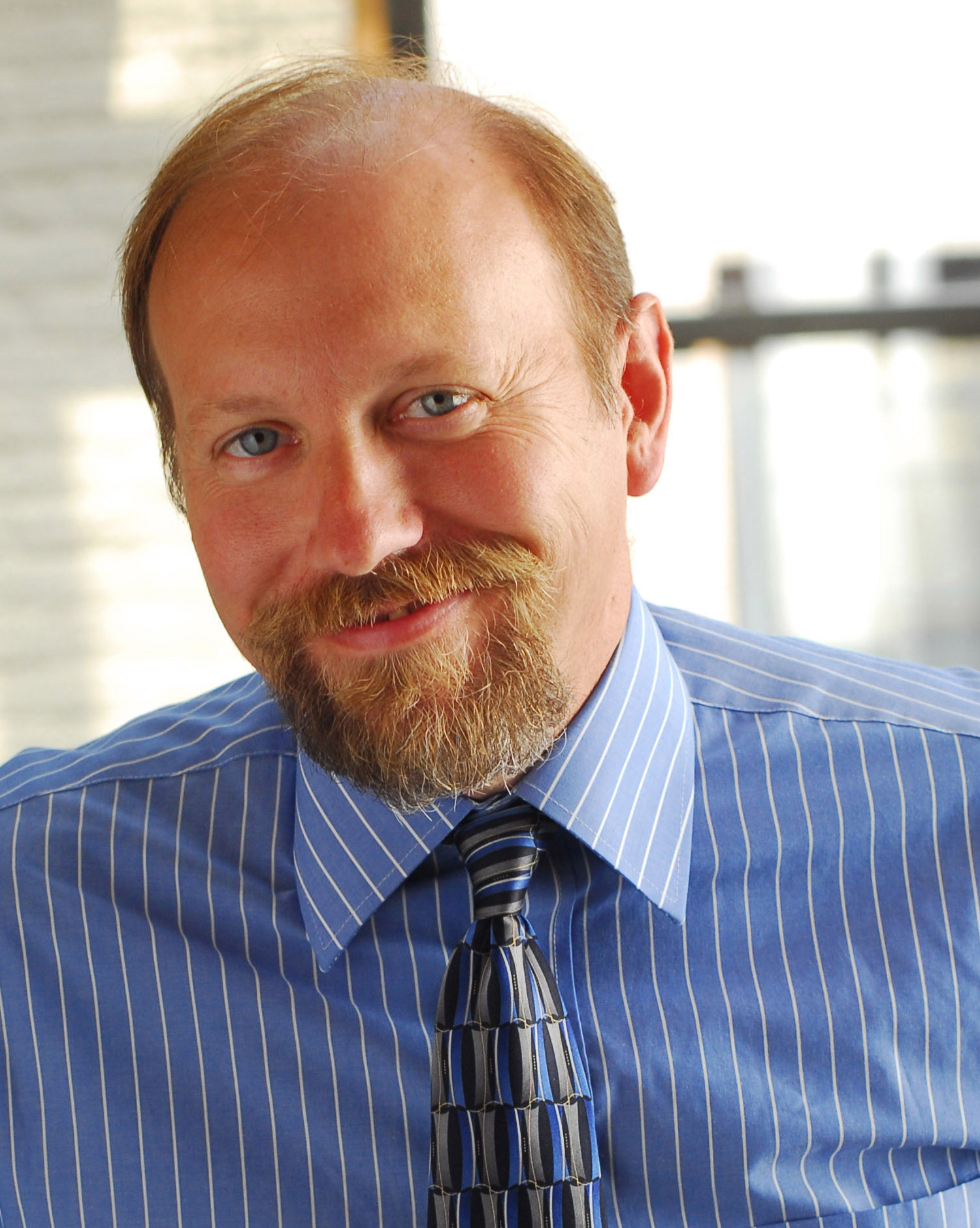 Headshot of Mark Thaler