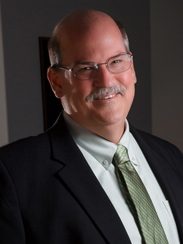 Headshot of Steve Glazner